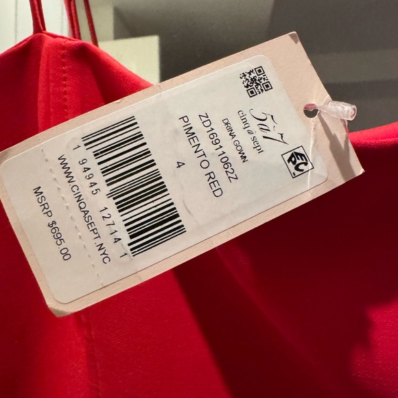 Absolutely stunning, red gown from Revolve - Picture 7 of 7